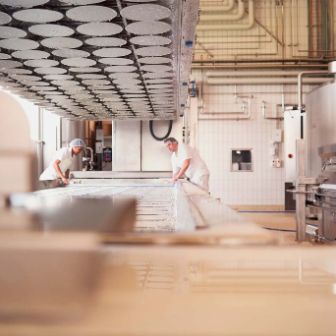 Energierückgewinnung im Produktionsprozess der Käsesorten bei der Käserei Studer